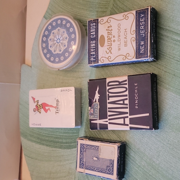 Vintage Game Card Collection - Picture 2 of 12